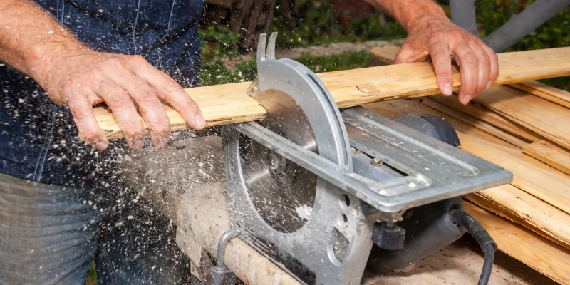 Wood Dust Pollution in Workshops: Health Risks and Dust Collection Solutions